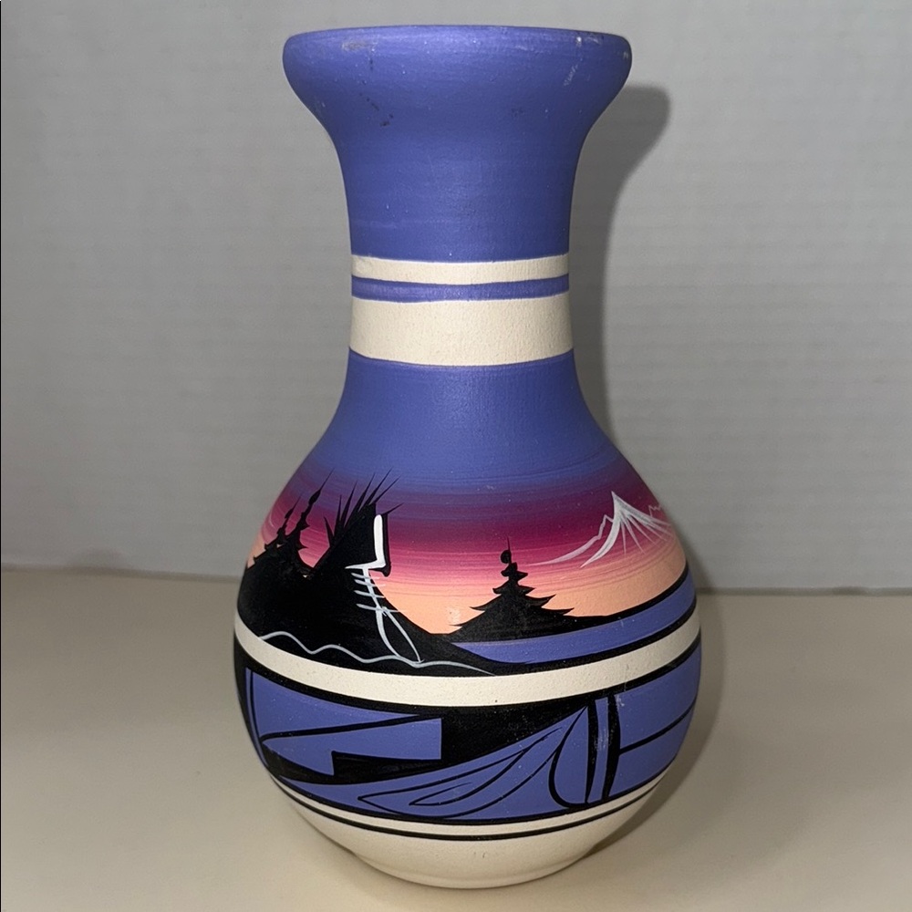 Navajo Signed Dine Pottery Vase Handmade Native American Southwestern Vintage